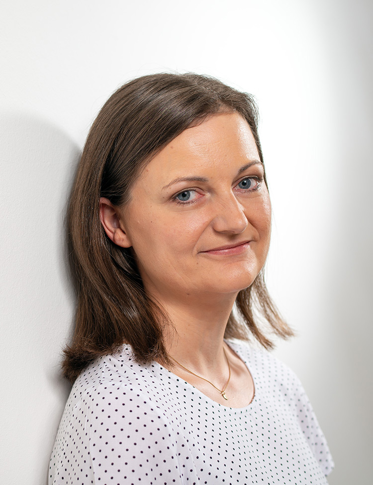 Elvira Hautzinger Bakk (phil.) – Consultant